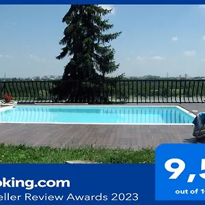 danube-view-house-with-garden-pool.vienna-besthotels.com/